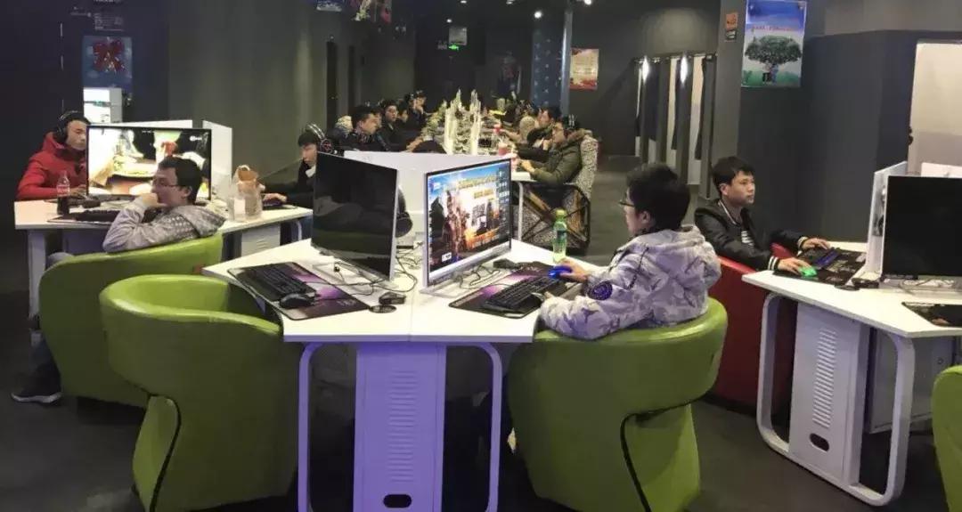 还有谁？这家电竞馆是在送钱吗