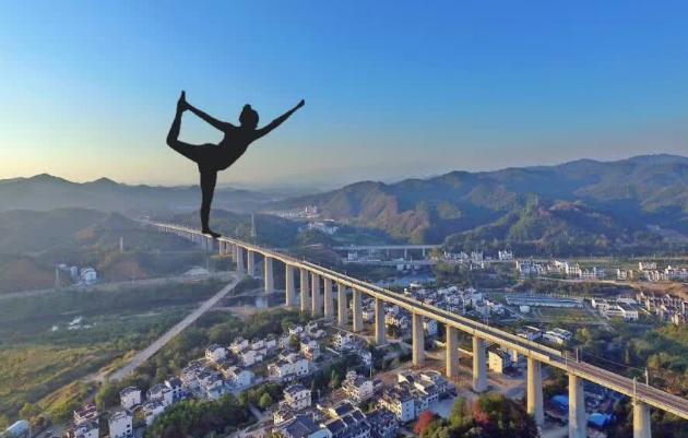 江西迎来一条最美高铁线路,江西最大高铁站