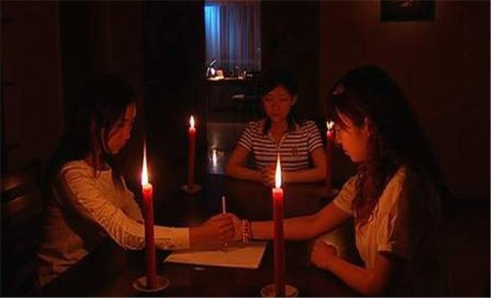 最容易见鬼的时间,是夏天容易上火还是冬天容易上火