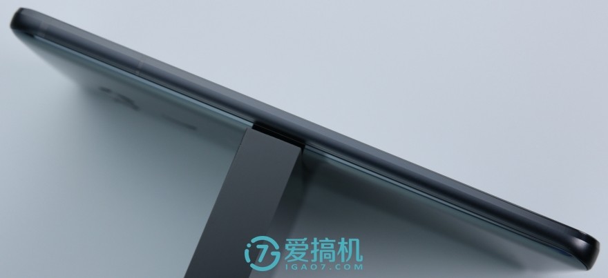 htcu11和u11+选哪个,htcu11+和u12+屏幕哪个好