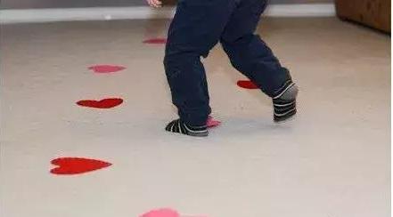 摇晃孩子可以促进前庭功能发育吗,儿童前庭平衡转圈训练