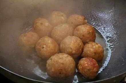 食堂红烧狮子头几两肉,食堂红烧狮子头正宗做法