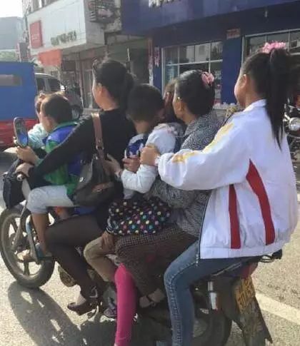 鎼炵瑧濡瑰瓙闆嗛敠,濂崇増鎼炵瑧姝屾洸浣犲簲璇ヨ繖涔堝敱