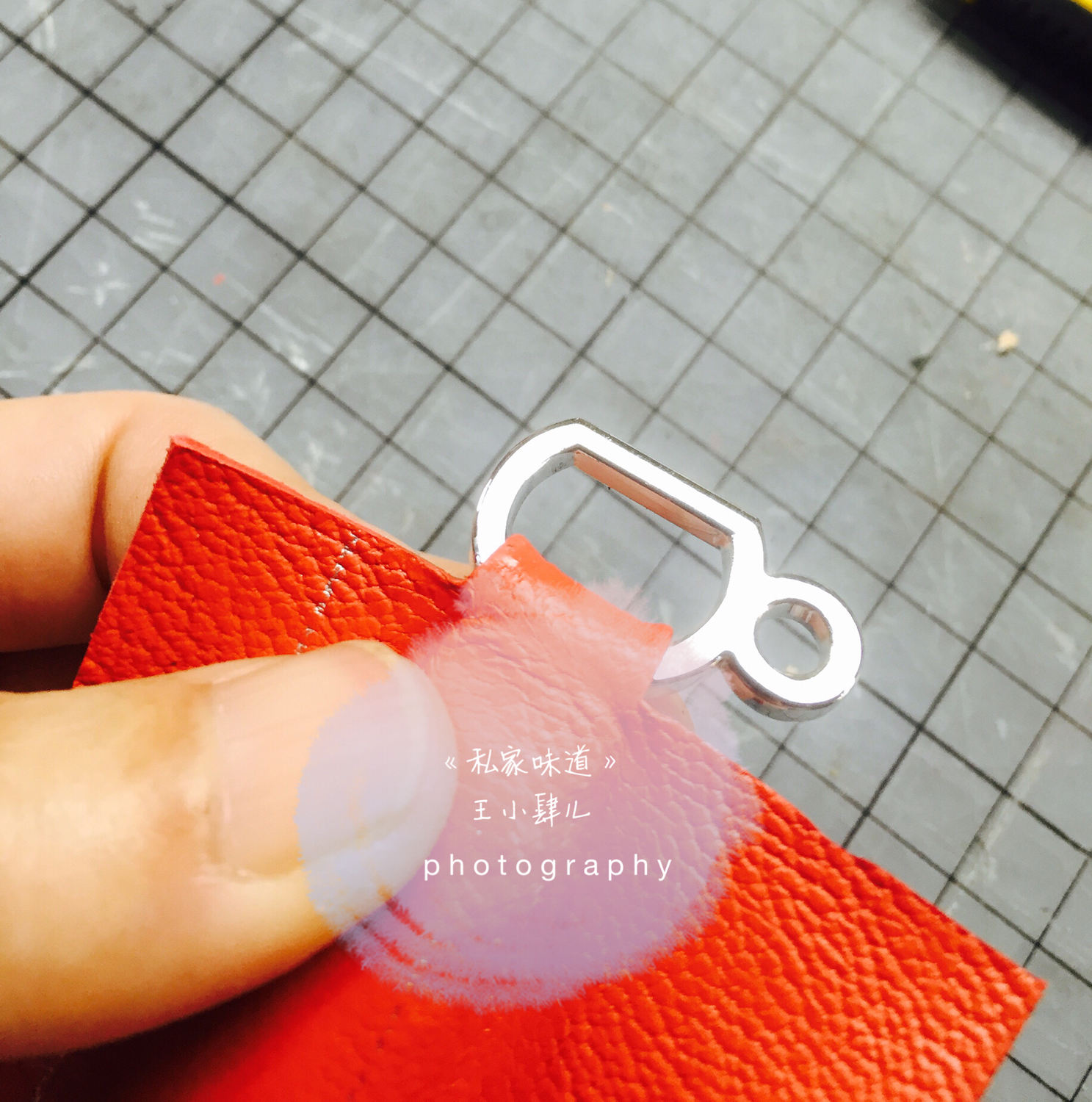 代购几百块的东西收多少代购费,代购一件东西一般赚多少钱啊