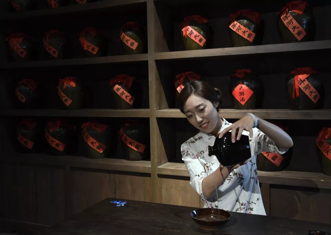 白酒品评的术语怎么分辨香型,白酒感官品评术语