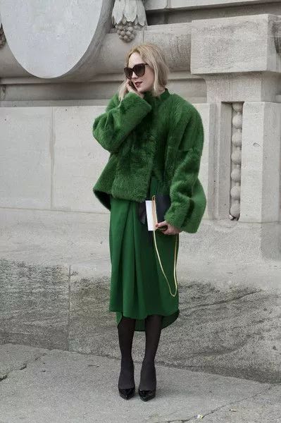 男人穿黑色连裤袜的正确方法,黑色连裤袜的正确穿法