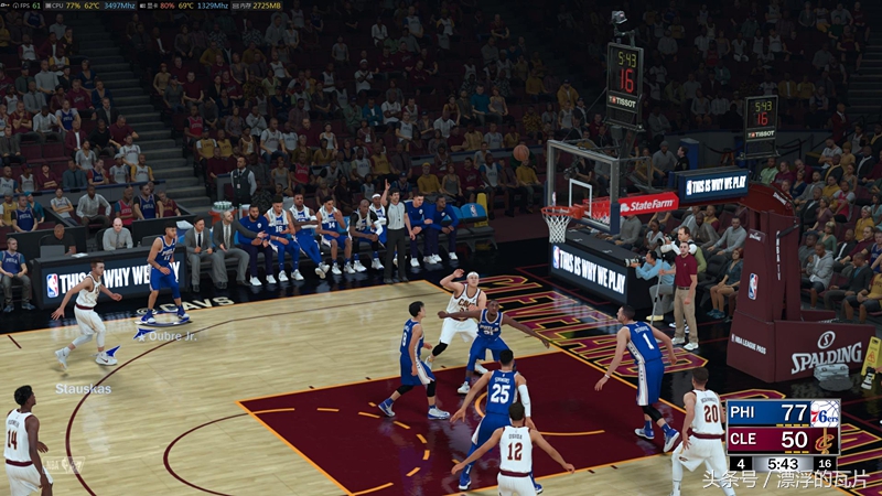 飞智八爪鱼二代手柄玩游戏,飞智八爪鱼游戏手柄推荐