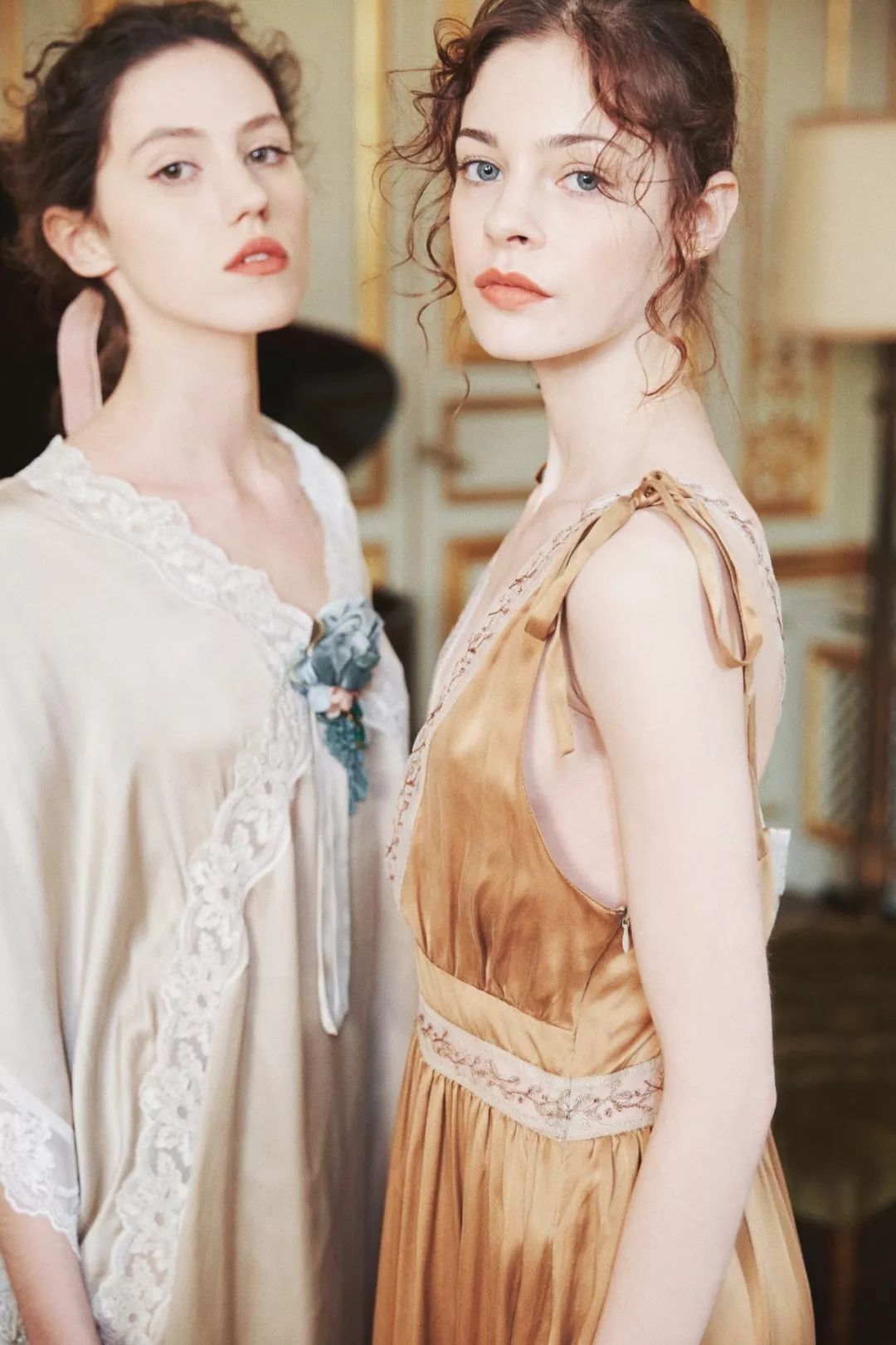 这么美的轻柔仙气的居家服 让你感受「唐顿庄园」般的英式贵族风