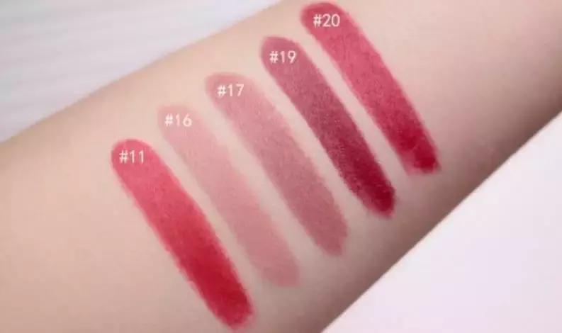 这个几十块的口红，谁用都说好，涂起来和纪梵希、香奈儿不相上下