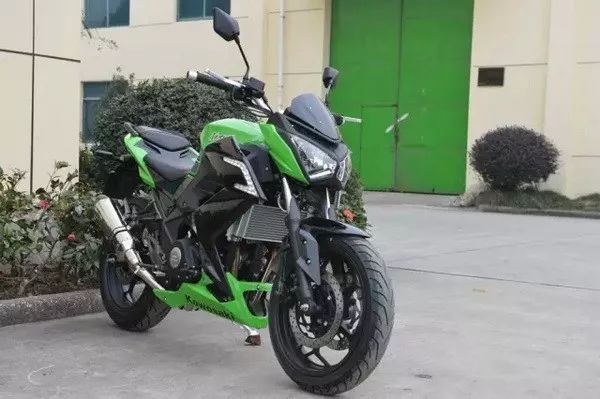 四缸水冷发动机摩托,最强单缸发动机摩托车