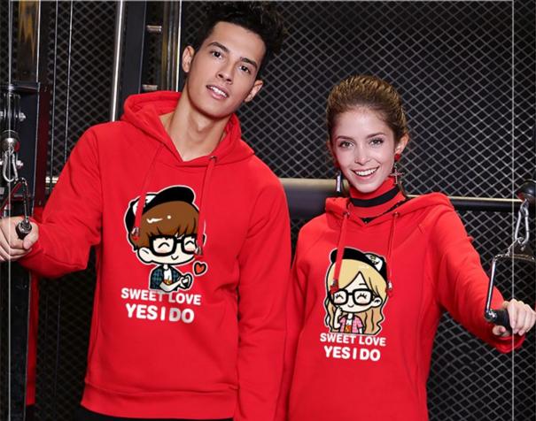 牵手新春情侣装，一起回家过大年