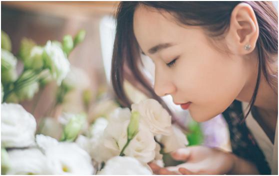 夏夏的裸妆照,夏日清透裸妆