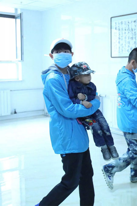 王源18岁生日会公益,王源的公益行为