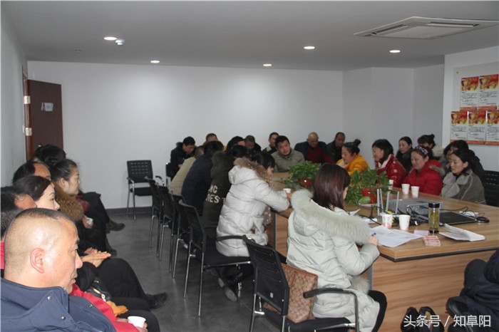 阜阳商厦困难职工,阜阳商厦慰问工作者