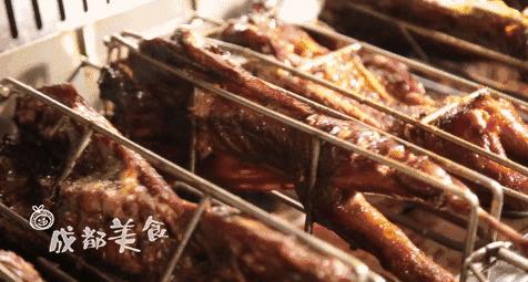 原来好多热门苍蝇馆子的干货，都可以抽真空、当特产带走！