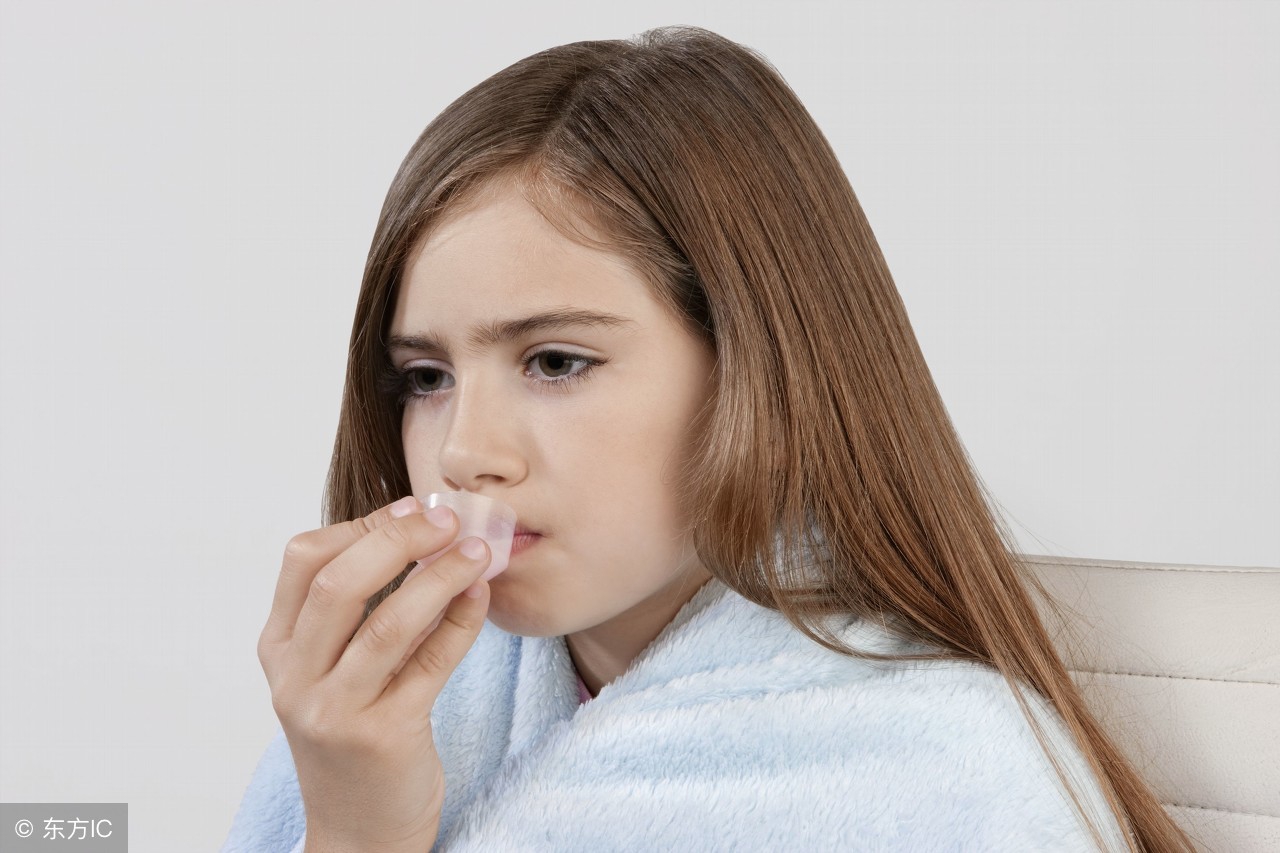 孩子咳嗽不要乱吃药,孩子咳嗽不要随便吃止咳糖浆