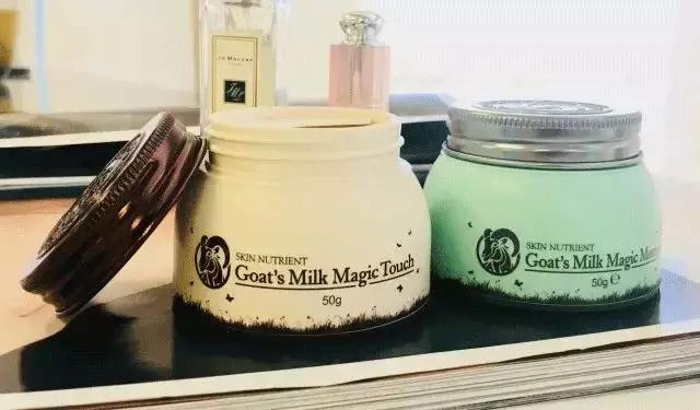 可以搓出奶珠的面霜,能揉出粉珠的面霜