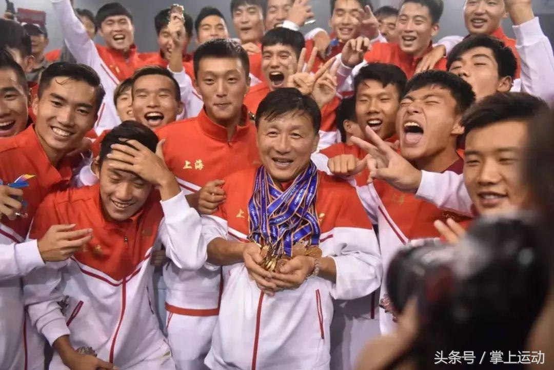 成耀东为什么要踢中乙,成耀东谈足球退步原因