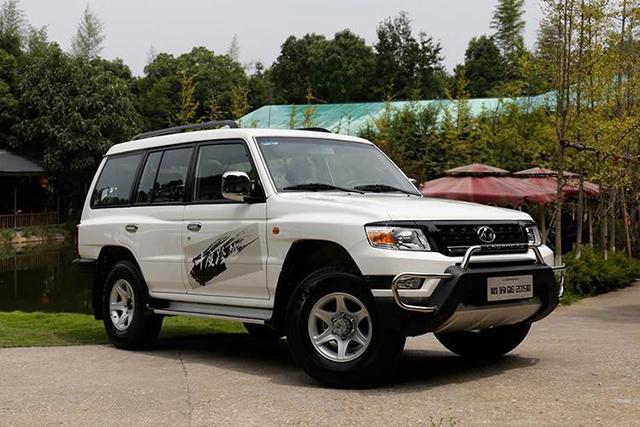 诞生于军工厂,仅卖11万,有人将它比作国产霸道,砸锅卖铁也要买