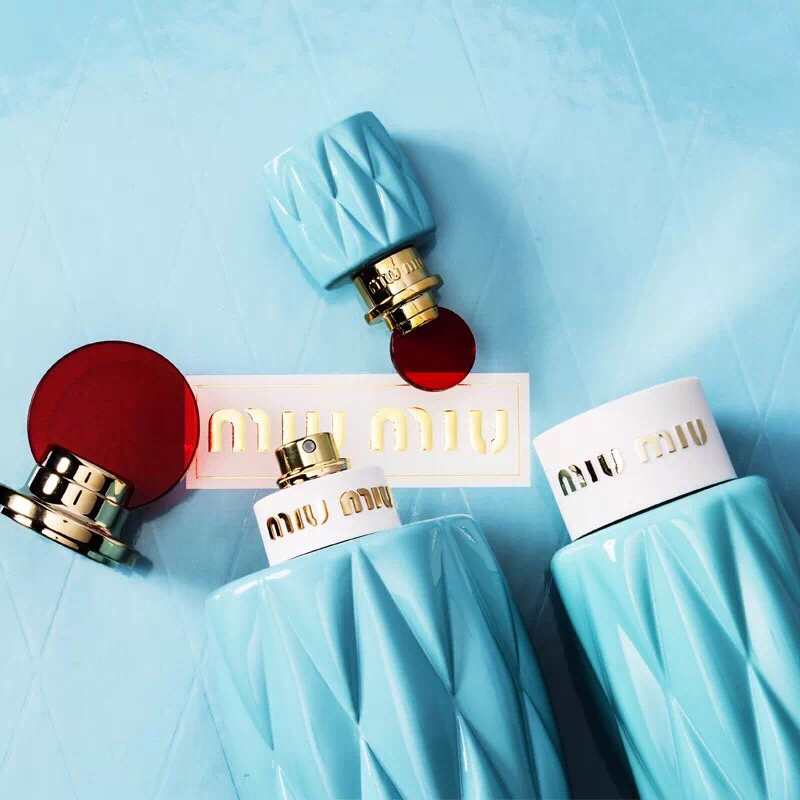 香水如何让一个女生爱上你,一种让所有异性喜欢你的香水