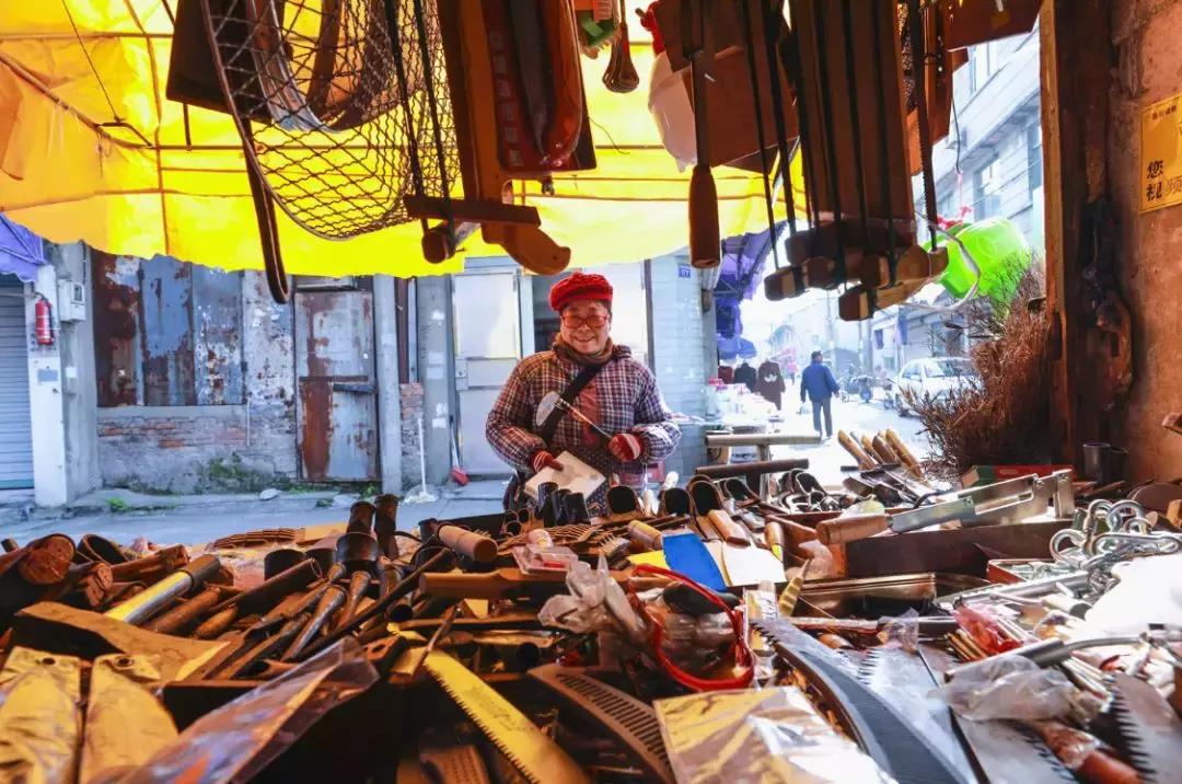 这座浙东港城坐拥最迷人的港湾，早春梅香扑鼻而至，自驾2.5h即达！