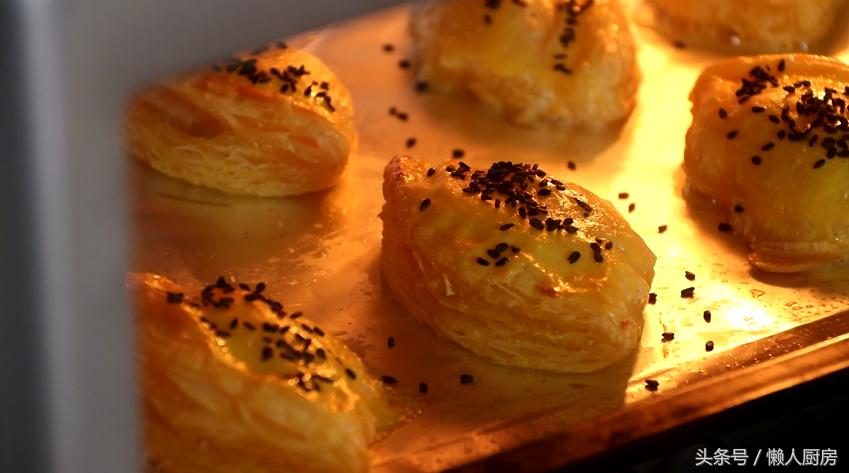 做最简单的榴莲酥视频,做出的榴莲酥不分层