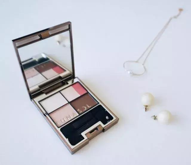 盘点那些女明星都在用的化妆品,女明星谁的化妆品最贵