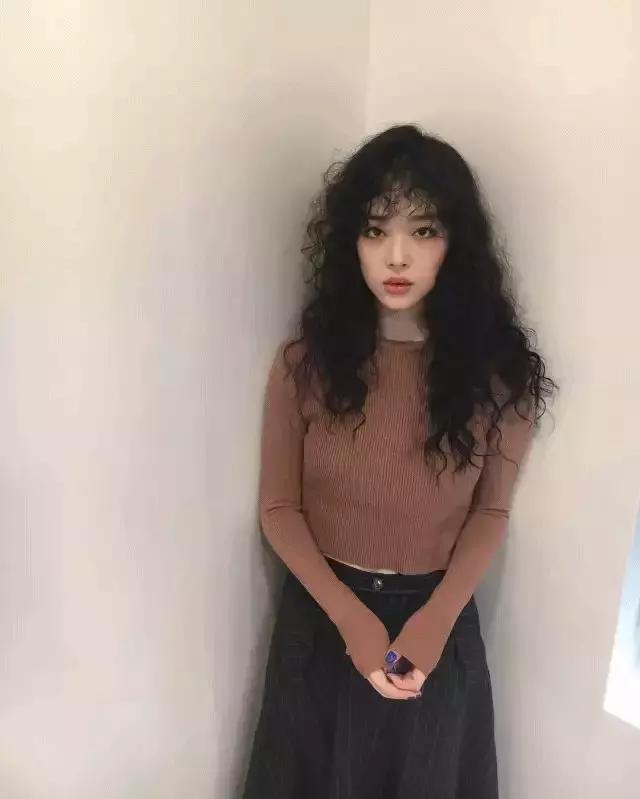 秋季流行发型五种很火的发型,兔年开年发型推荐