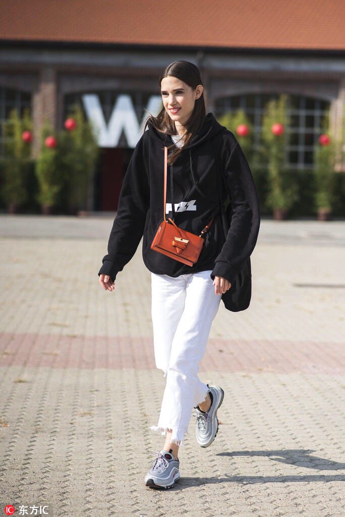 Nike新款*弹子**鞋了解一下，吴亦凡应采儿李沁都为其打CAll