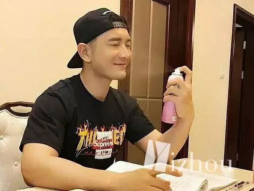 范冰冰抄袭蕾哈娜牌子吗,范冰冰代言美妆