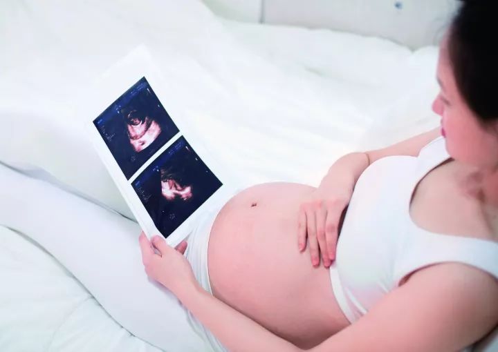 生孩子的方式要不顺产,要不剖腹产?太天真!