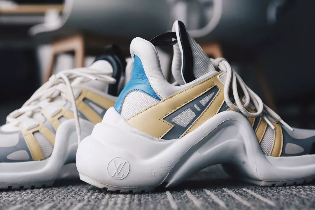 louisvuitton男士豆豆鞋,louisvuitton老爹鞋是男款还是女款