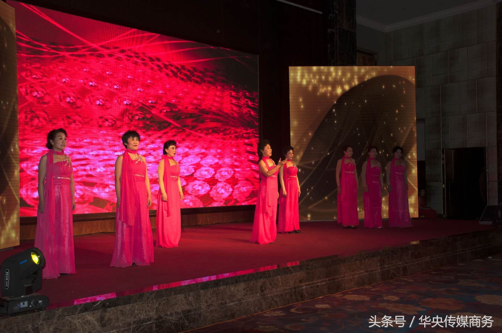 2018中国梦一家亲春晚暨潍坊筑梦艺术团成立和齐鲁团表彰晚会举办