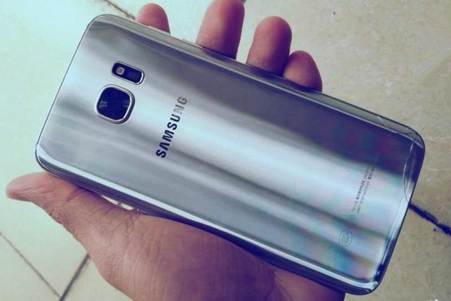 三星s7edge935t多少钱,现在三星s7edge值得买吗