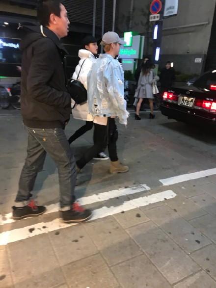 鹿晗带关晓彤见陈赫邓超,鹿晗看范丞丞关晓彤