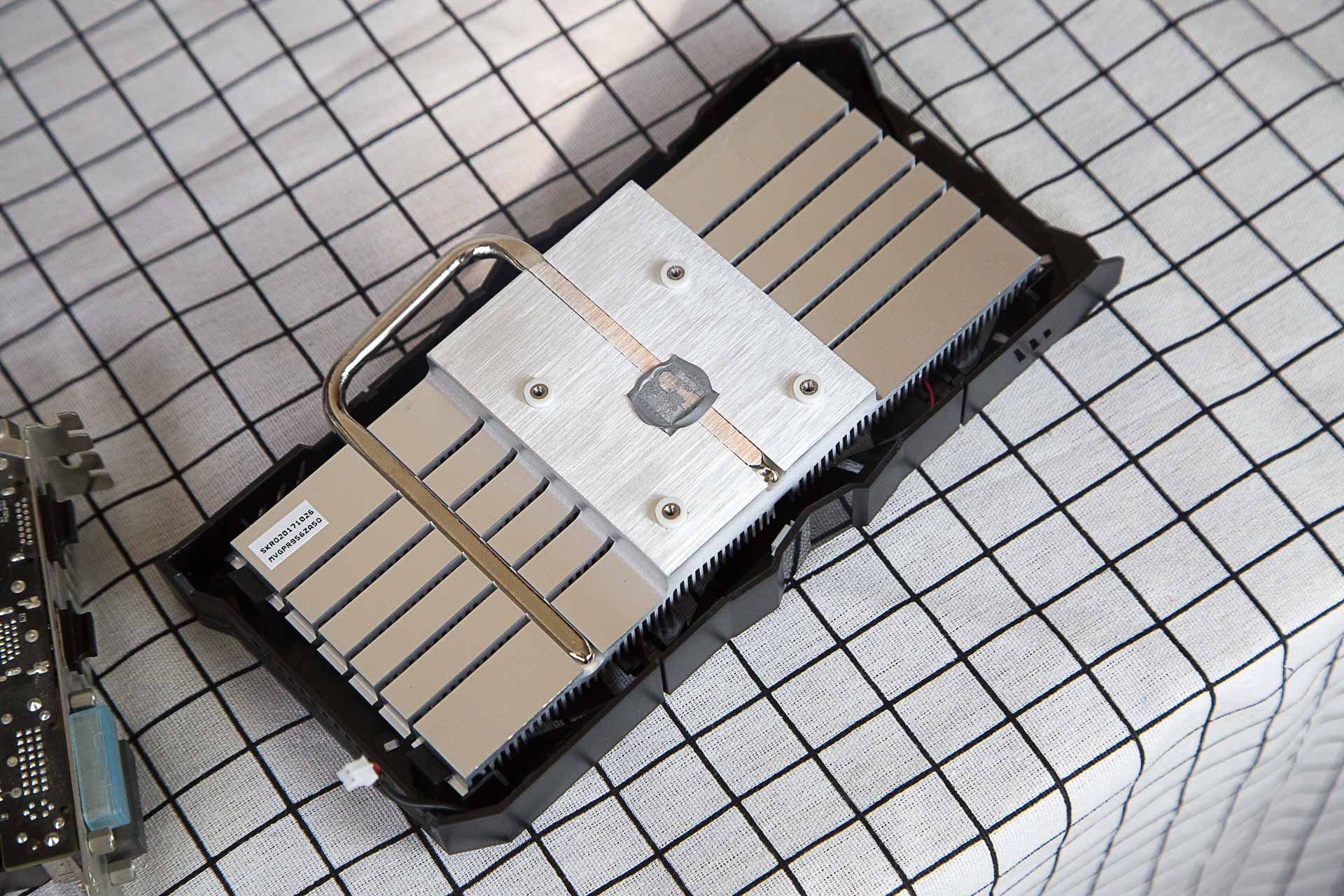 铭瑄gtx1050ti终结者评测,i38100加1060吃鸡评测