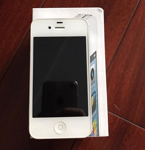 5年前发布的iphone4s,用了5年的iphone流畅性