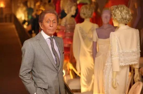 这个牌子堪称仙女群的鼻祖,每条裙子都梦幻到极点