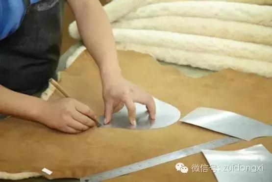 ugg最经典的是哪一款,正品ugg是什么材质