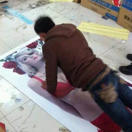 每日一笑男人不爱你的表现,每日一笑男生