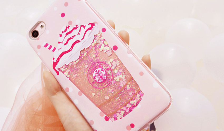 手机不正经，竟纳众周边为小妾