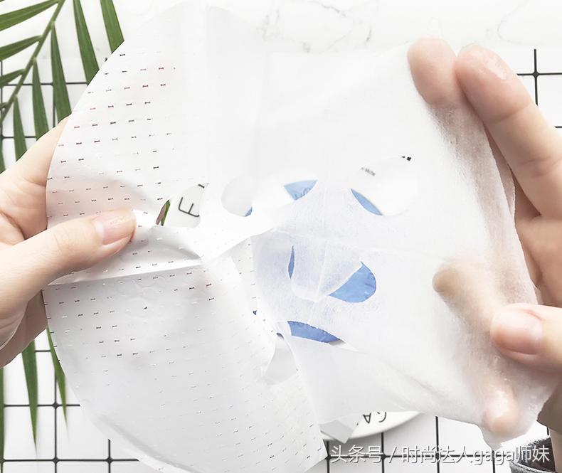 保湿美白淡化痘印面膜测评,蓝色药丸面膜味道难闻