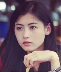 王祖贤复古港风口红色,李嘉欣酵色口红