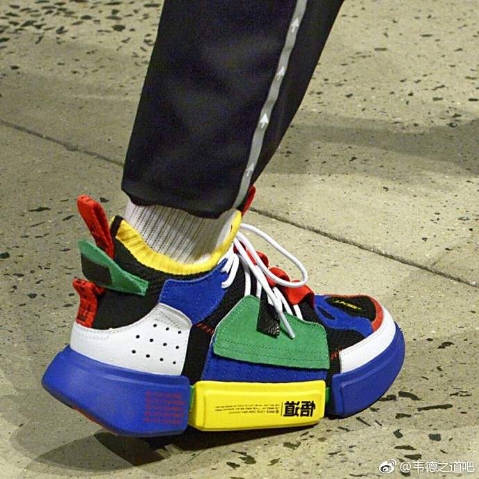 为了这双李宁重燃他被骗了好几千崛起不假乱象是真啊!
