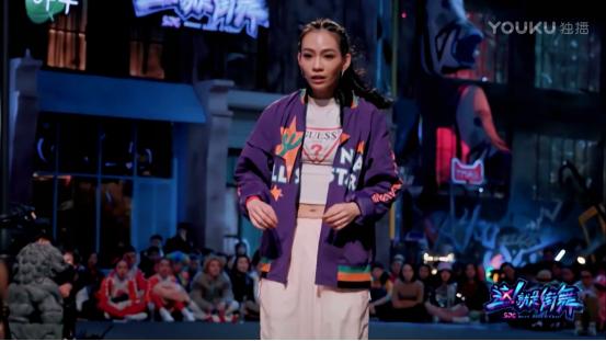 有黄子韬这样的队长，队员做梦都会笑醒，实在是太中二了