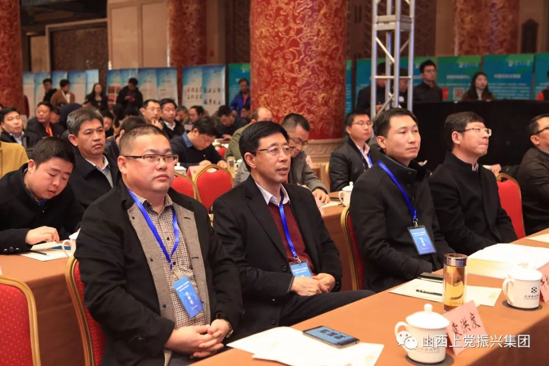 扎根基层为振兴乡村贡献力量,振兴小镇党委书记牛扎根