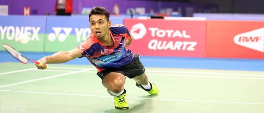 打羽毛球脚踝扭伤用什么药最好,打羽毛球脚踝扭伤康复训练