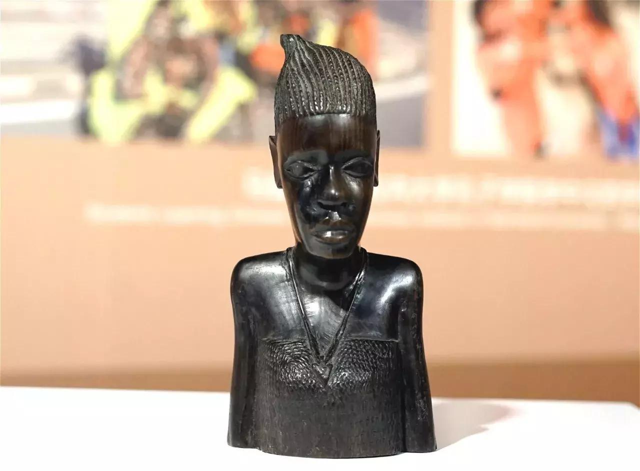 成都有哪些值得带给朋友的礼物,成都送人礼物送什么