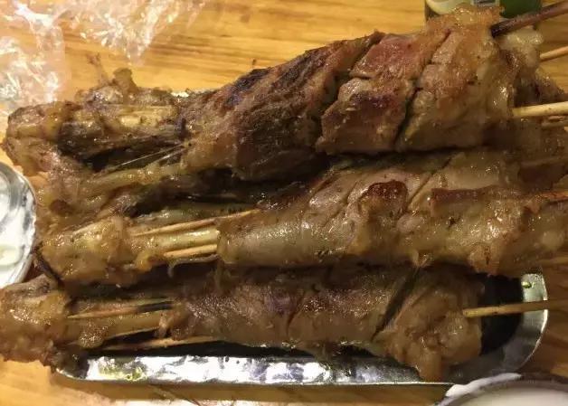 春天到了吃烧烤,春天到了吃烤串了