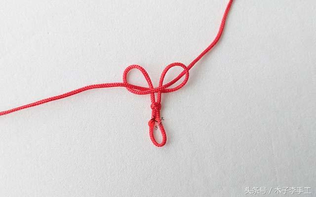 女生手链黄金首饰编法,红绳编心形手链的方法